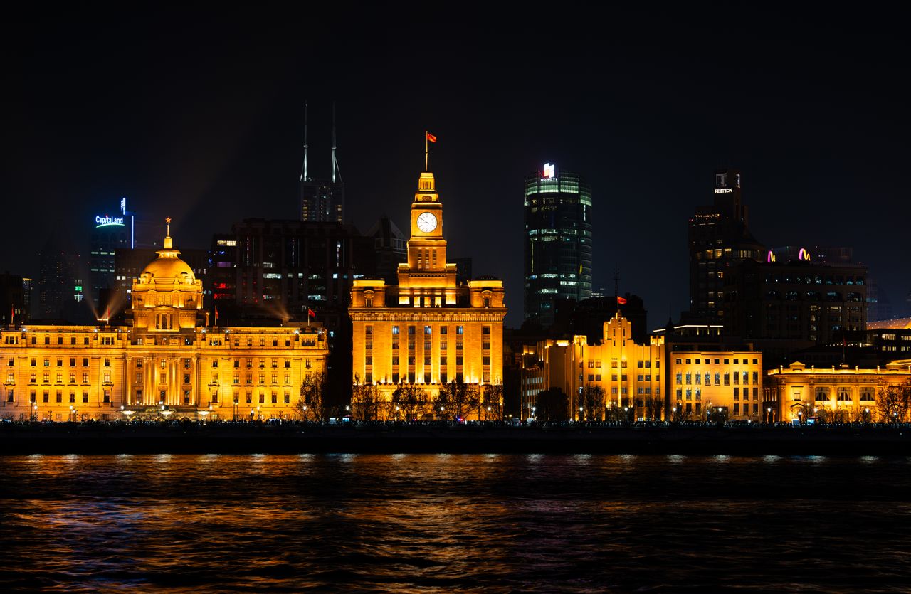 China Travel Guide for GCC Residents: Visa-Free Entry, Alipay Fees, & Train Rules
